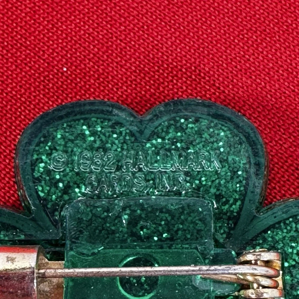 Hallmark this vintage